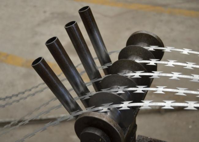 concertina razor wire