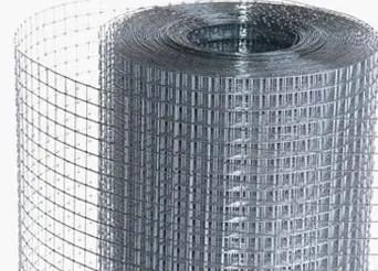 China Zinc Coated Metal Wire Mesh 1.8mm 1.6mm Galvanized Bird Cage Wire Mesh Roll for sale