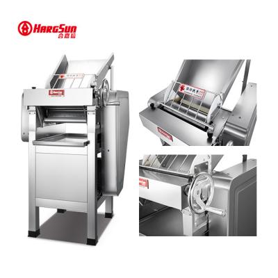 China 50HZ Fresh Noodle Making Machine 112mm For Snack Bar 1 year Warranty for sale
