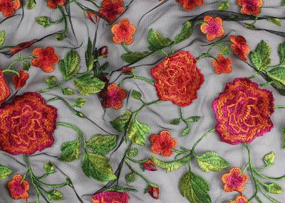 China Tela de malla bordada floral nupcial 3D, tela neta bordada nupcial de la flor roja en venta