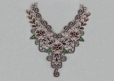 Chine Applique multi de collier de dentelle de couleur d'Applique de dentelle de Venise avec la broderie florale pour des robes à vendre