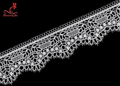 China 2 Inch Milk Yarn Water Soluble Lace Trim Scallop Side Chemical Embroidery White Ribbon Border for sale