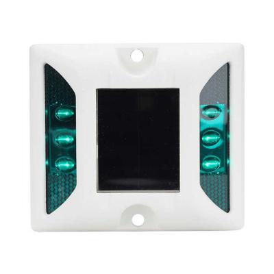 China Aluminium Alloy Solar LED Road Studs Flashed LED Road Reflectors FCC Certificate for sale