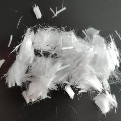 Chine Anti pp de fissuration agrafent les fibres micro de polypropylène de fibre avec de diverses caractéristiques à vendre