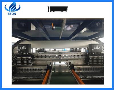 China a precisão de 0.02mm conduziu a máquina do conjunto das luzes, a picareta flexível da tira e a máquina do lugar à venda
