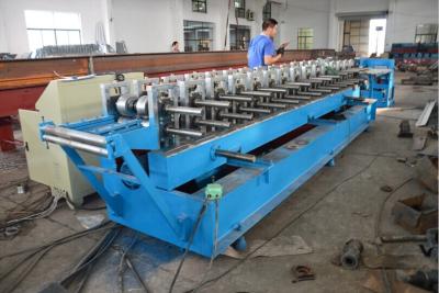 China 1.5 - o rolo do quadro de porta do aço de 2mm que forma a máquina 11.0Kw lamina a formação do equipamento à venda