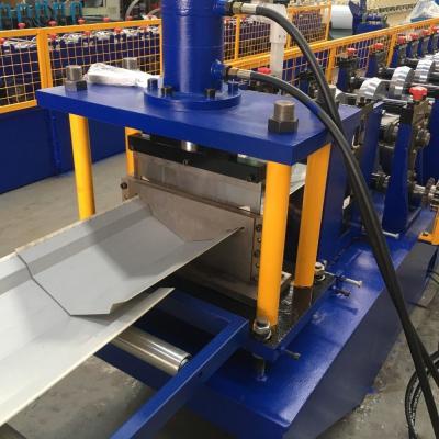 China 10-12m/Min 7.5KW Galvanized Steel PPGI Valley Gutter Roll Forming Machine for sale