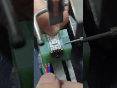Máquina de solda de conectores