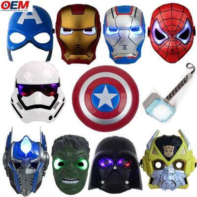 Chine Masques d'Halloween personnalisés Masques de super-héros en PVC Spider Iron Hero Hulk Capitaine Amérique Masques Costumes de cosplay Masque facial à vendre