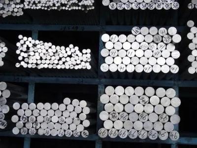 China NO.4 Welding DIN Brushed Stainless Steel Bar 304l Stainless Steel Round Rod 10mm for sale