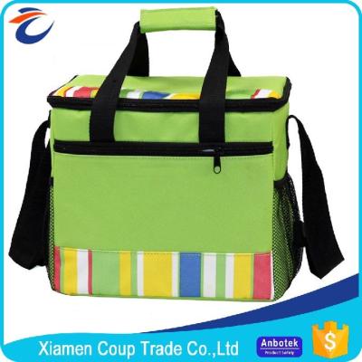 China La mochila aislada embalaje en caliente de la mochila del totalizador del almuerzo empaqueta la función fría fuerte en venta