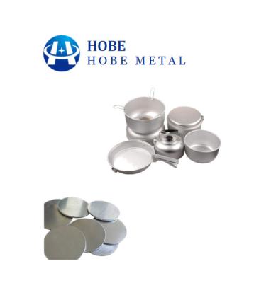 Chine Gaufrette en aluminium à laminage à chaud de 3003 disques de cercle en feuille en aluminium pour le conteneur profond à vendre