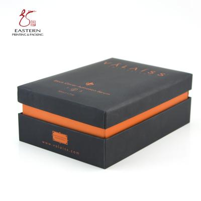中国 東のPantone色の化粧品の包装の紙箱は、ふたが付いている包装箱に香りをつける 販売のため