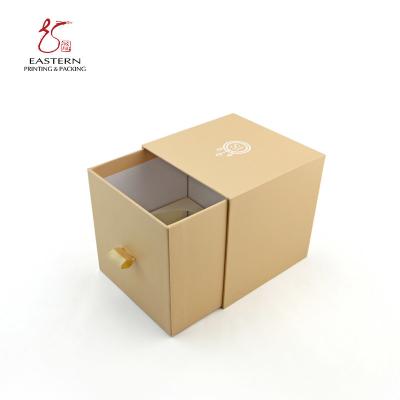 Chine Boîte de papier de empaquetage cosmétique de GV de conception élégante pour le parfum de parfum à vendre