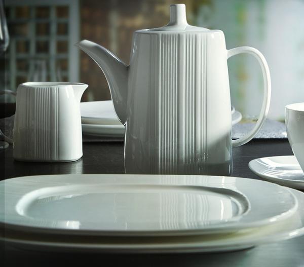 Quality British Style Porcelain Dinner Set Luxury Ceramic Dinnerware for sale