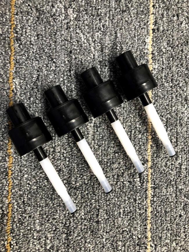 Electrode Holder component detail