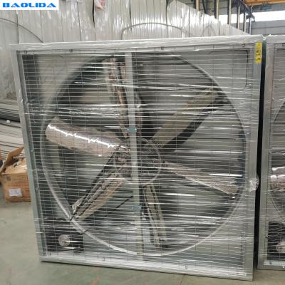 中国 冷却ファンの農業装置のためのプラスチック ロールスロイスの温室の冷却装置 販売のため