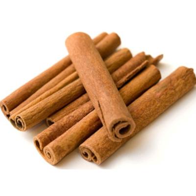 China Dried Spice Herbs Dry Cinnamon Stick For Food Condiments 8cm Cassia for sale