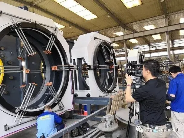 Fully Automatic Chipless Plastic Tube Cutter for Insulated PE Jacketing Pipes