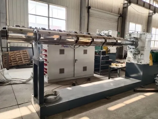 HDPE Outer Jacket Pipe Extrusion Line for PU Pre-Insulated Pipe with Vacuum Calibration