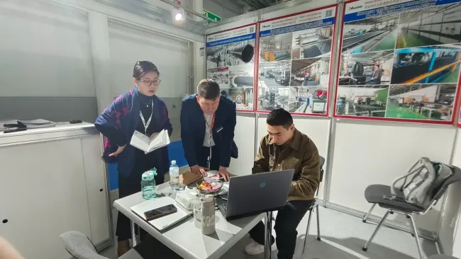 Steel Pipe Coating Equipment for Internal/External Epoxy Powder and External PE Wrapping
