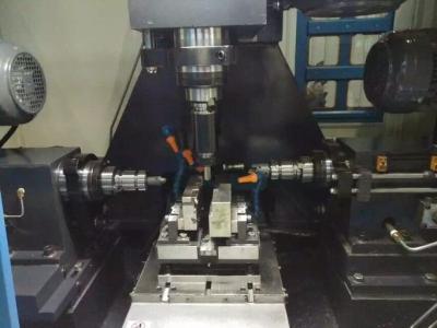 中国 Multi-axis spindle CNC drilling and tapping servo motor machine for stainless bibcock popular for  iran, india, russia 販売のため