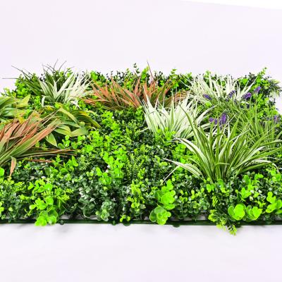 China Outdoor artificial hedge wall Panels Grass Fence Boxwood Wall Decoration en venta