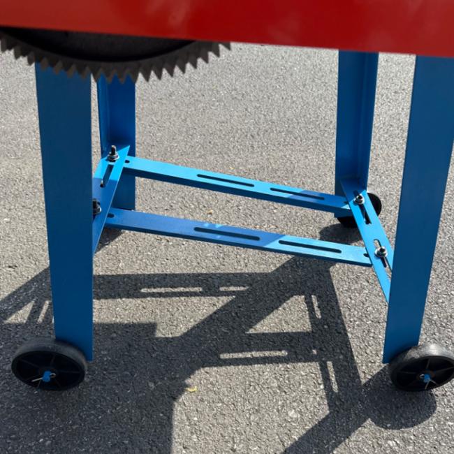 Close-up of chaff cutter blades and cutting mechanism