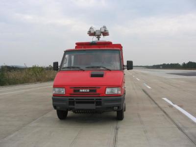 中国 IVECO 130HP 小型レスキュー トラック、消火活動のための 4x2 普通消防車車 販売のため