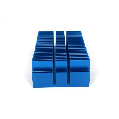 China AL6063-T5 Aluminium Profiles Slotting Extruded Heat Sink With Anodizing Blue for sale