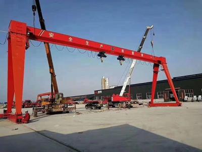 China High Durability Electric Overhead And Gantry Crane For Cargo Lifting for sale