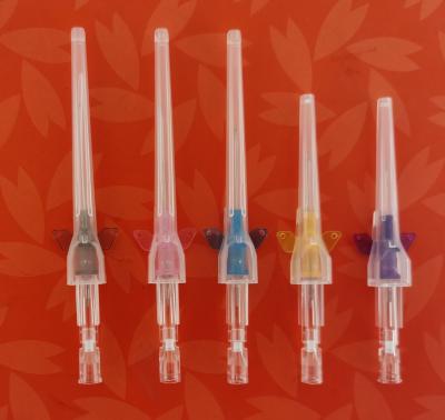 China Disposables OEM 22g IV catéter agujas médicas Soluciones personalizables para hospitales en venta