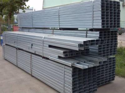 China 50M2 Prefab Metal Shop Buildings PU Insulation Prefab Steel Workshop With Skillion for sale