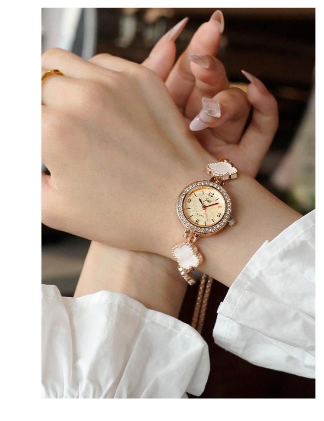 Women Four-Leaf Clover Inlaid Diamond Quartz Watch Luxury Gold Silver Bracelet Wristwatch Ladies Fashion Jewelry Watch