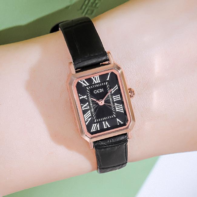 Vintage Square Dial Women Quartz Watch Soft Leather Strap Elegant Business Dress Wristwatch Minimalist Ladies Daily Jewelry Watch 3 Colors