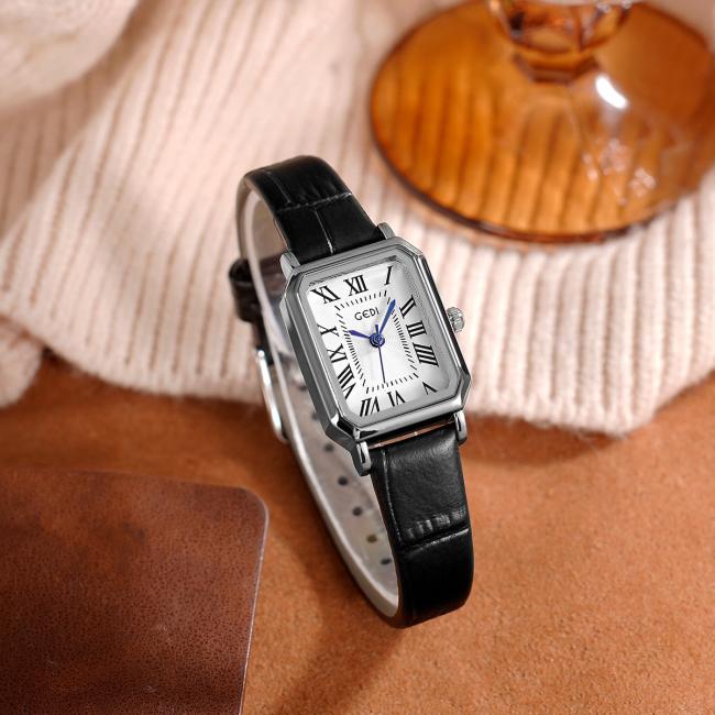 Vintage Square Dial Women Quartz Watch Soft Leather Strap Elegant Business Dress Wristwatch Minimalist Ladies Daily Jewelry Watch 3 Colors