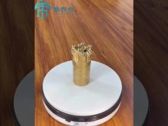 Perforazione a buco lungo con pulsante di ritiro T38 con filo 76 mm