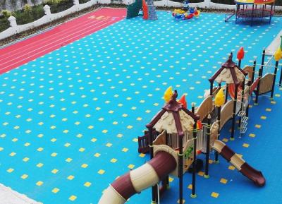 Chine Facile installez le jardin d'enfants modulaire parquetant des biens aucun anti enflement de boue à vendre