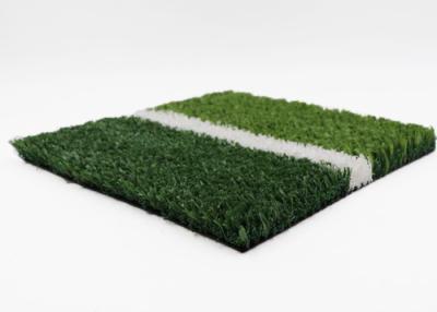 China Hierba artificial al aire libre de la duración larga antifricción para el desgaste de los deportes del fútbol de Futsal resistente en venta