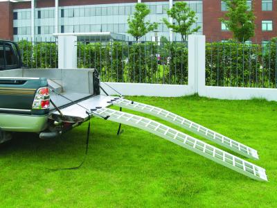 China 49-1/2'' Width 66''Length Arched Aluminum Loading Ramps White for sale