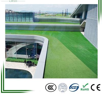 中国 Landscape Artificial Grass Turf Synthetic Grass Carpet Lawn For Swimming Pool SGS ISO CE Certification 販売のため