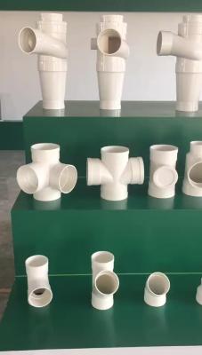 China Injection Molding PVC Drainage Pipe Fittings White Three Way Tee for sale