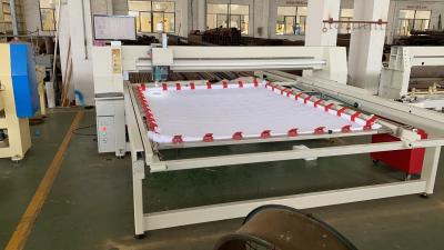 China Sofa Bed Cover Bedspread 1 Head Computerized Quilting Machine Automatic Cutting for sale