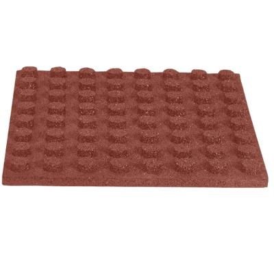 China Fall Protection Rubber Horse Stall Tiles 50 X 50cm Thickness 4cm With Drainage Channel for sale