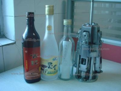 China máquina automática del lacre de la botella de la máquina del casquillo de la prueba de 220V que capsula 3000BPH Plifer en venta