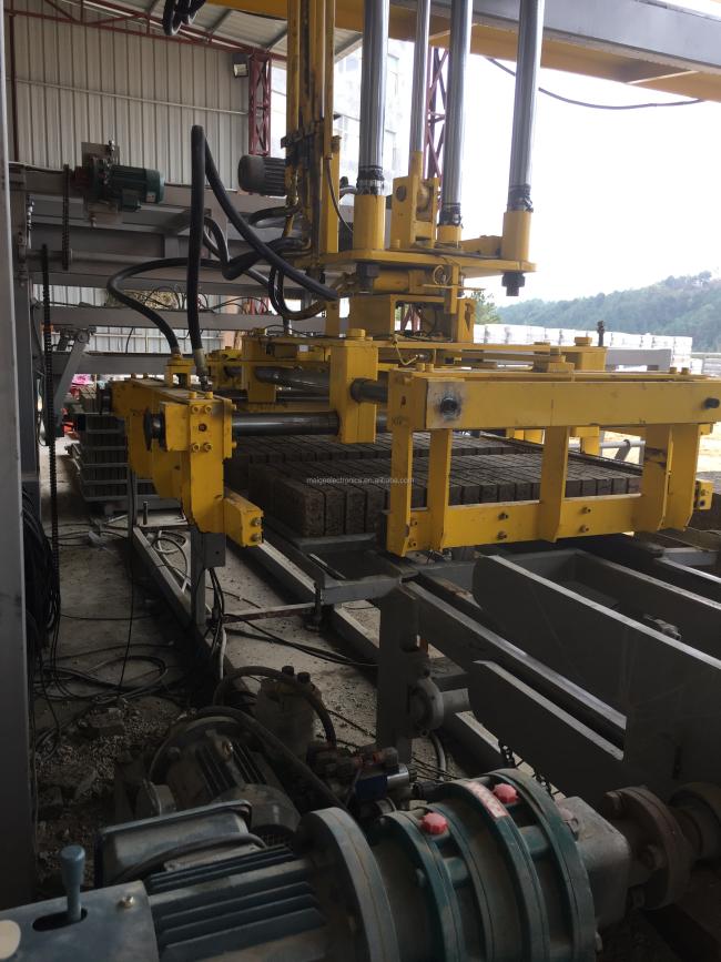 Full Automatic Concrete Cement Brick Block Collecting Stacker Machine Automatic Palletizing Machine