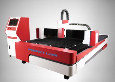 Chine Machine de découpe laser à fibre optique de fer en acier de tôle de commande numérique par ordinateur de haute précision 500W à vendre