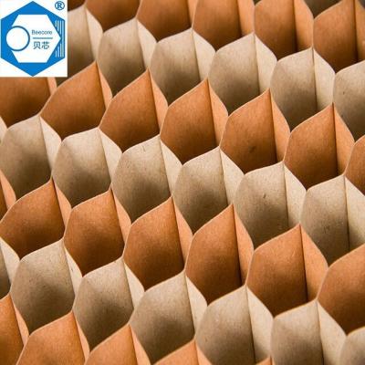 China Fogo - núcleo de favo de mel de papel resistente 900x2400mm para o enchimento da mobília e da porta à venda