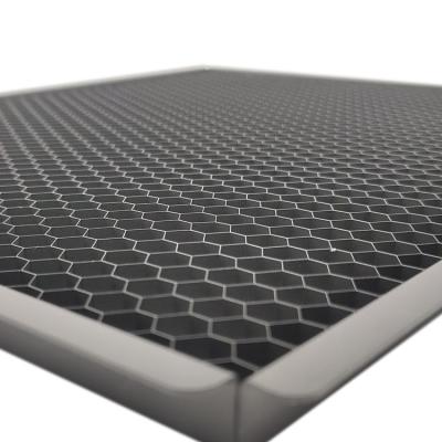 China Anti Glare Aluminum Honeycomb Louvre For Various LED Fill Light for sale
