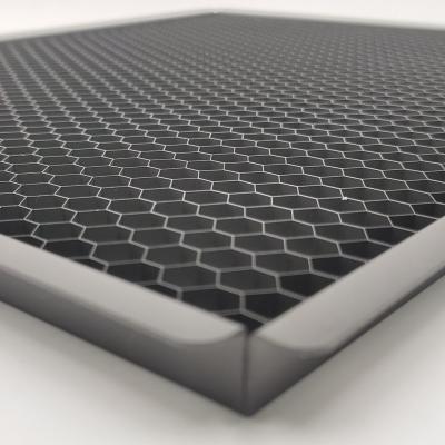 China 110mm Anti Glare Honeycomb Louver Aluminum Microporous for sale